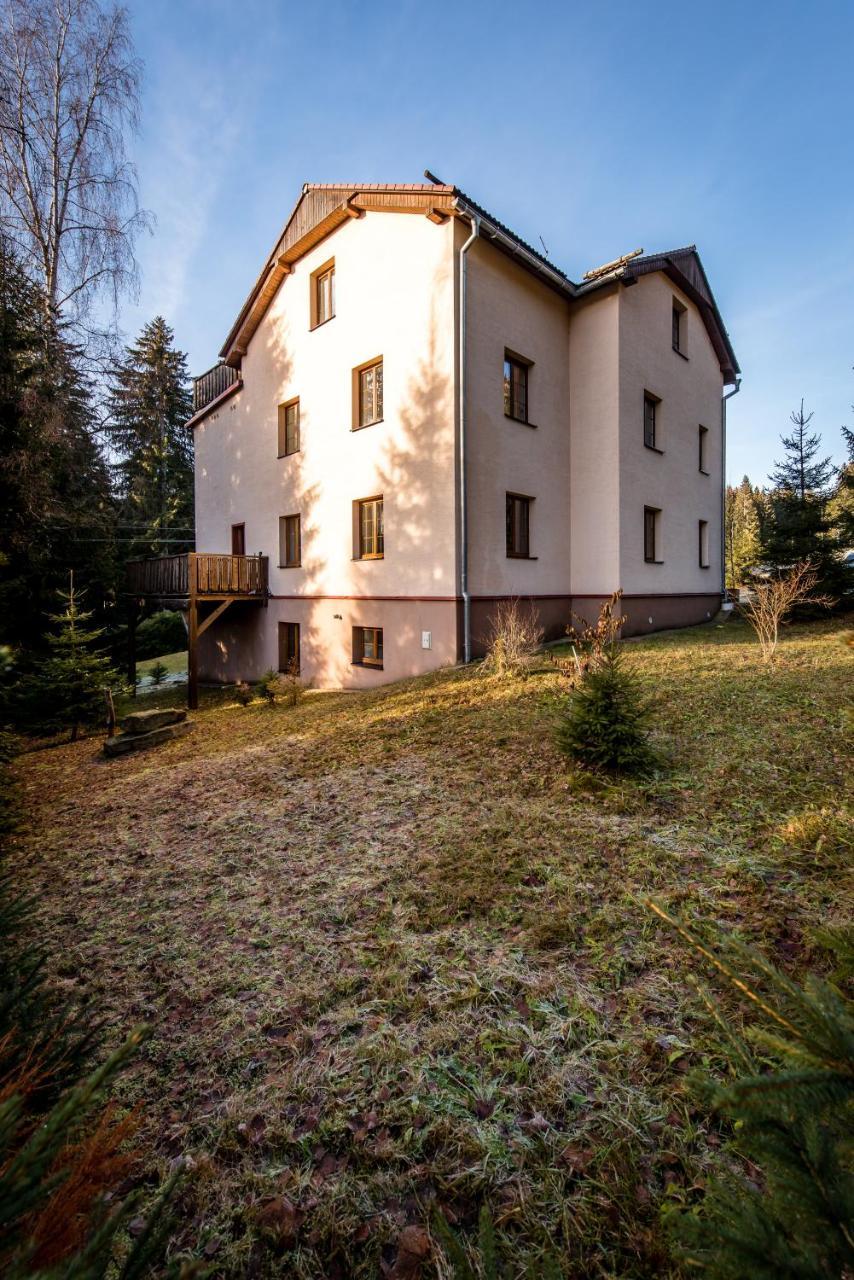 Apartmany Domino Železná Ruda Buitenkant foto