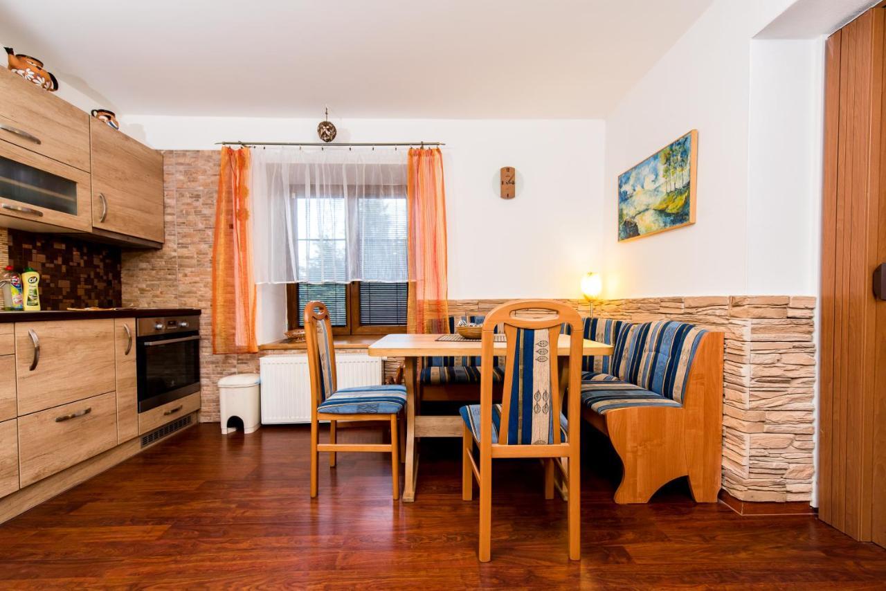 Apartmany Domino Železná Ruda Buitenkant foto